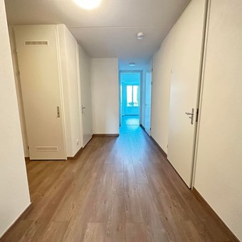 Eindhoven, Kronehoefstraat, portiekflat - foto 3