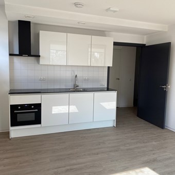 Vries, Raadhuisplein, portiekflat - foto 3