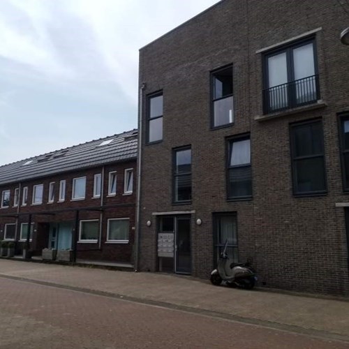 Almere, James Cookroute, eengezinswoning - foto 1