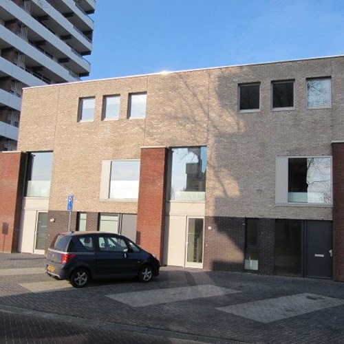 Emmen, Houtweg, 4-kamer appartement - foto 1