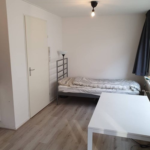 Enschede, Kuipersdijk, zelfstandige studio - foto 1