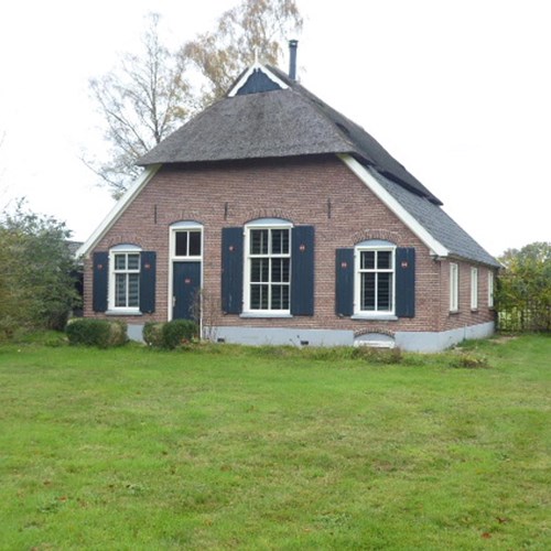 Voorst (Gem. Voorst), Nijenbeekseweg, woonboerderij - foto 1