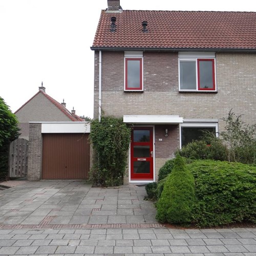 Leeuwarden, Paulus Akkermanwei, 2-onder-1 kap woning - foto 1