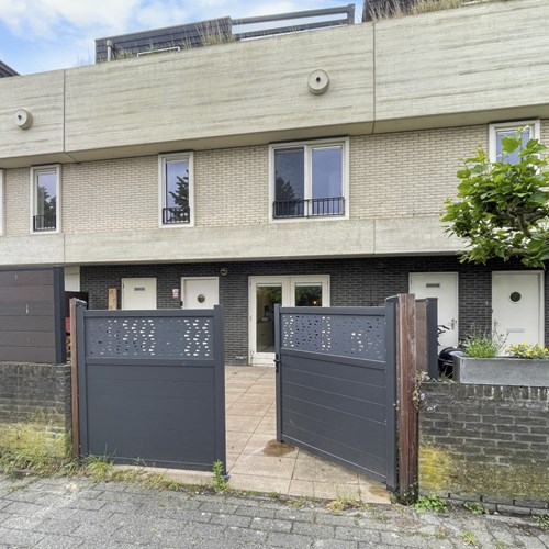 Almere, Antillenweg, herenhuis - foto 1
