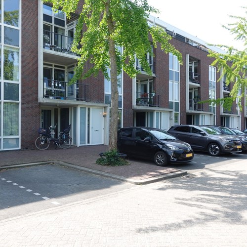 Woerden, Gebr Grimmkade, benedenwoning - foto 1