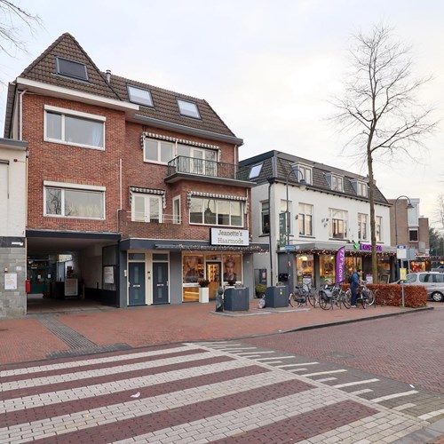 Bilthoven, Julianalaan, bovenwoning - foto 1