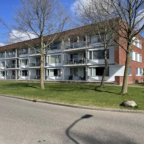 Emmen, Landschaplaan, hoekappartement - foto 1