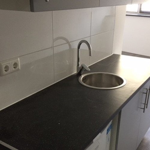 Tilburg, Pijnboomstraat, zelfstandige studio - foto 1