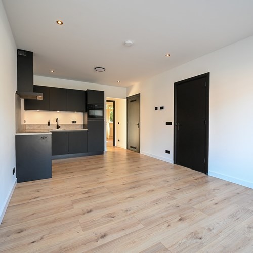 Rotterdam, Dorpsweg, 3-kamer appartement - foto 1