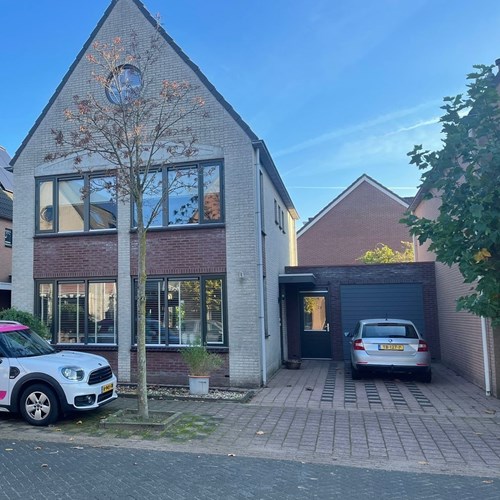 Rijnsburg, Kamerlingh Onnesstraat, geschakelde woning - foto 1
