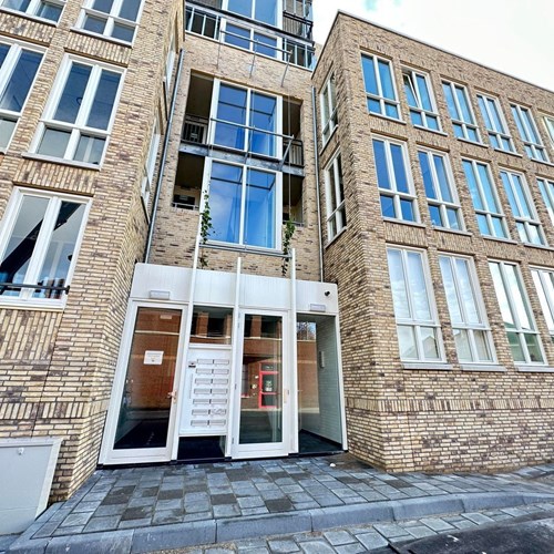 Eindhoven, Kronehoefstraat, portiekflat - foto 1
