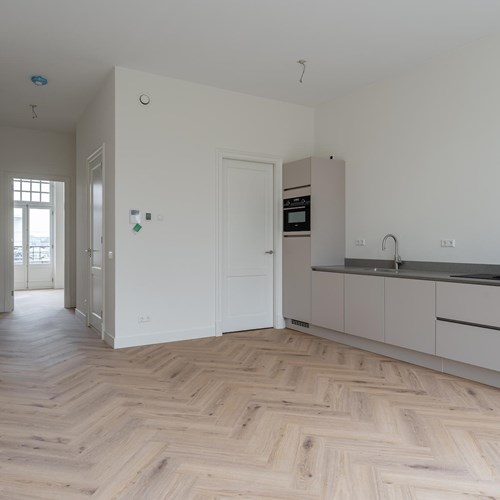 Rotterdam, Westzeedijk, portiekflat - foto 1