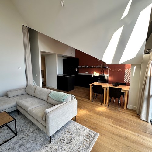 Avenhorn, West, bovenwoning - foto 1
