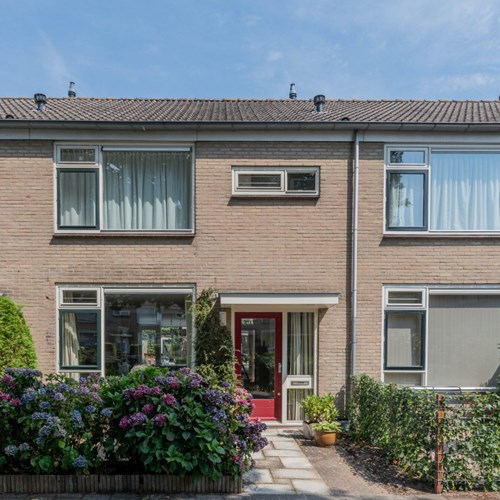 Hilversum, Menno Simonszhof, tussenwoning - foto 1