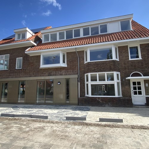Leeuwarden, Jacob Binckesstraat, portiekflat - foto 1